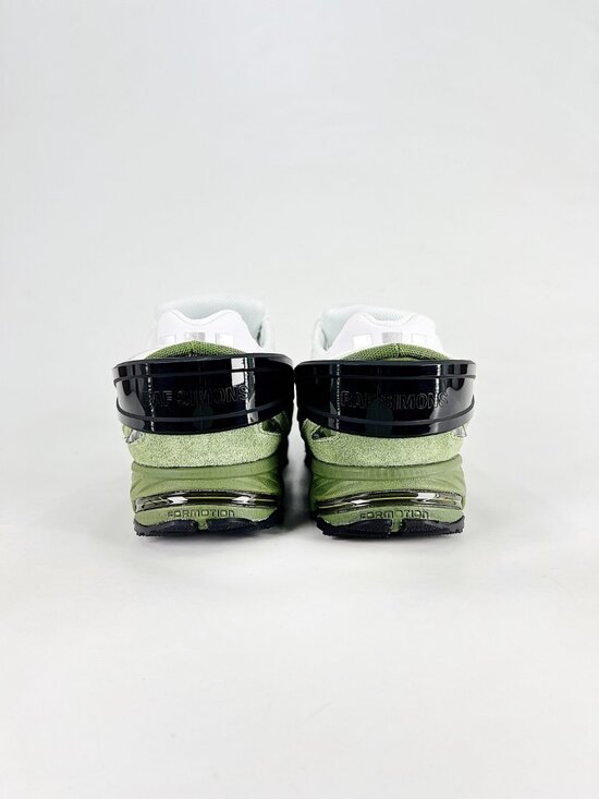 RAF SIMONS RESPONSE TRAIL main image 7